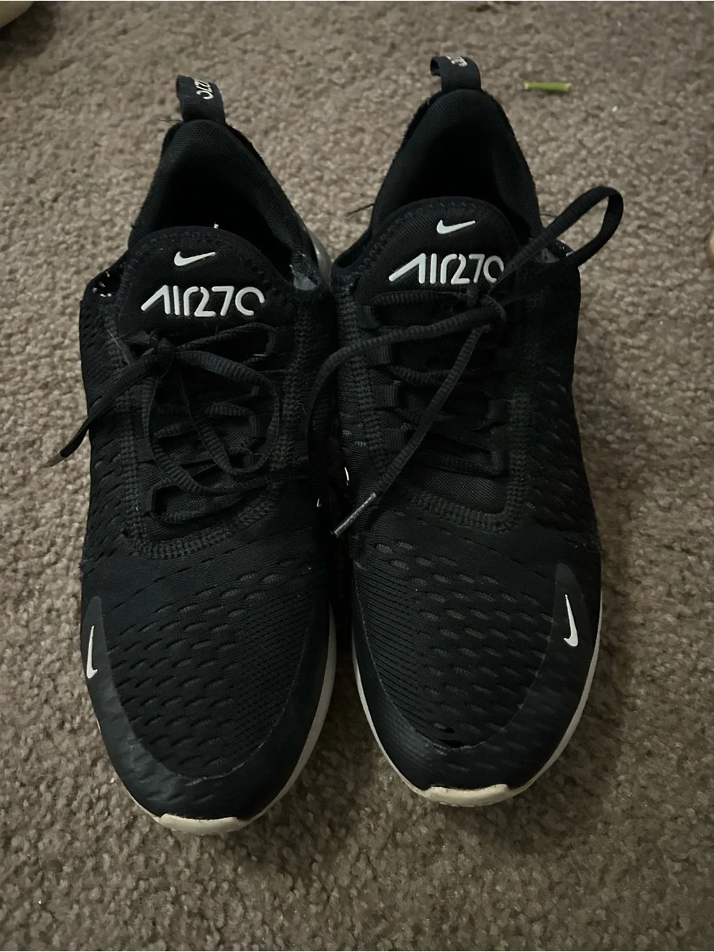 Nike Air270 woman's Running Shoes - Black